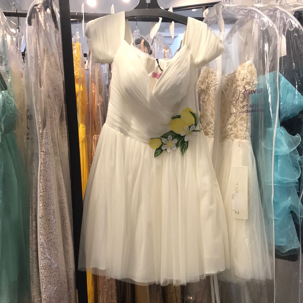 Tarik Ediz White Floral Prom Dress